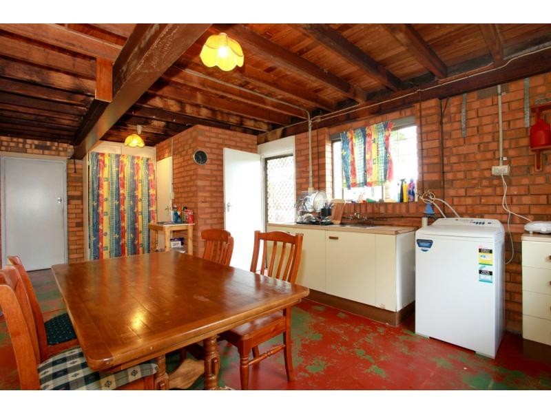 9 Knight Street, Redcliffe QLD 4020