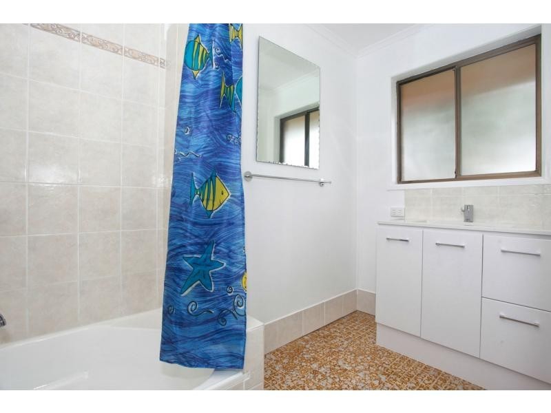 9 Knight Street, Redcliffe QLD 4020