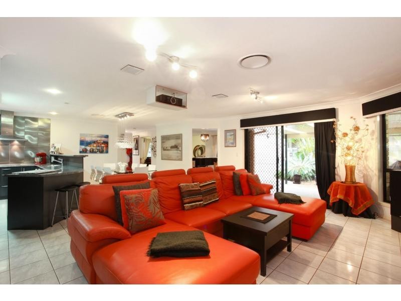 6 Duggan Street, North Lakes QLD 4509