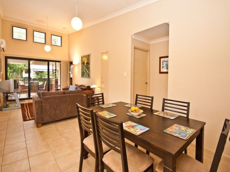 Unit 2/14 Grant Street, Redcliffe QLD 4020