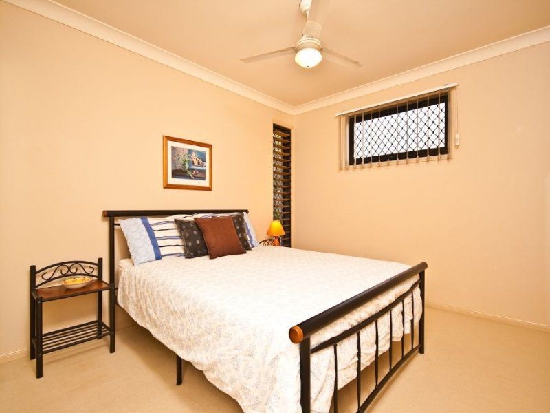 Unit 2/14 Grant Street, Redcliffe QLD 4020