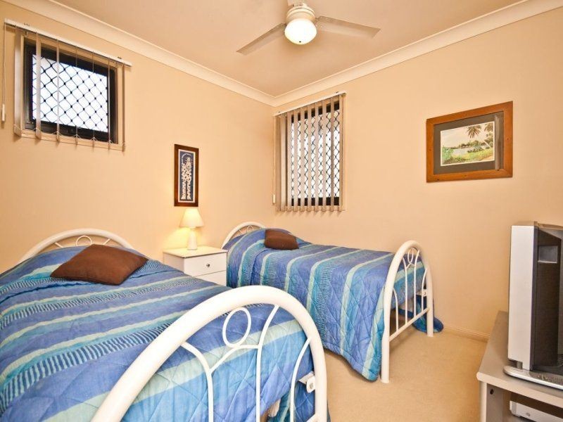 Unit 2/14 Grant Street, Redcliffe QLD 4020