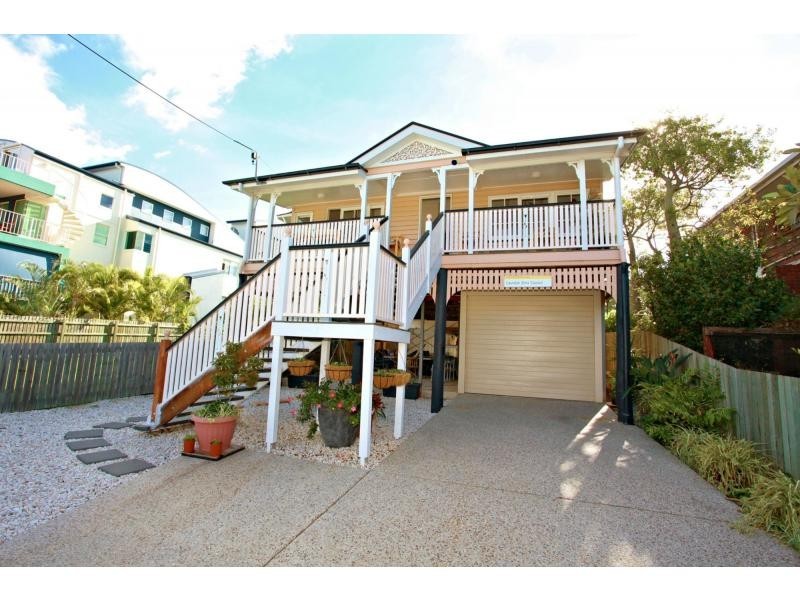 59 Landsborough Avenue, Scarborough QLD 4020