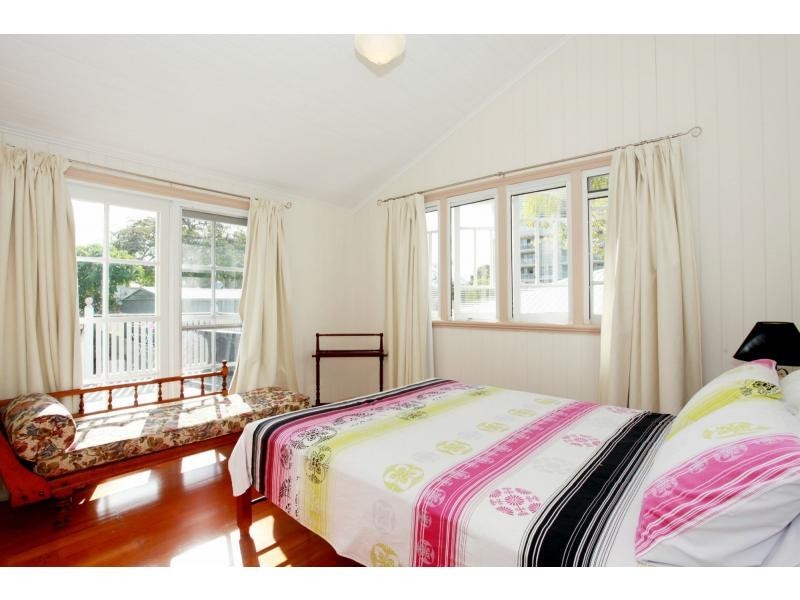 59 Landsborough Avenue, Scarborough QLD 4020
