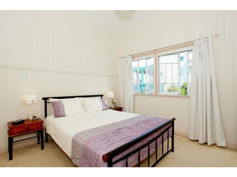 59 Landsborough Avenue, Scarborough QLD 4020