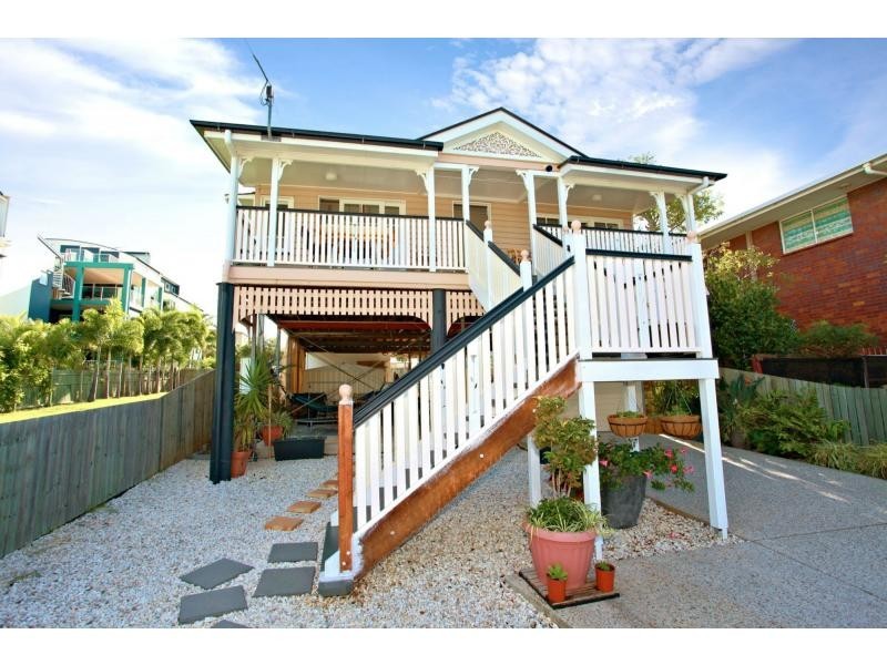 59 Landsborough Avenue, Scarborough QLD 4020