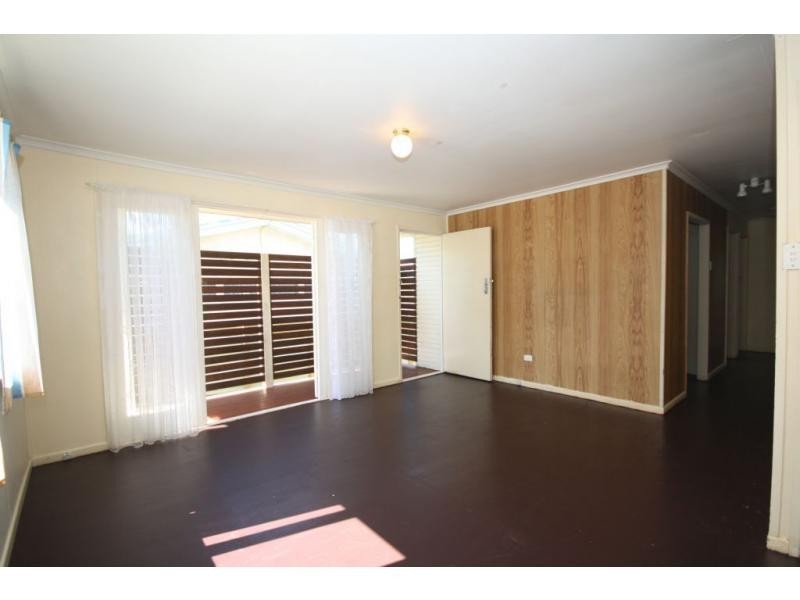 31 Davis Street, Redcliffe QLD 4020