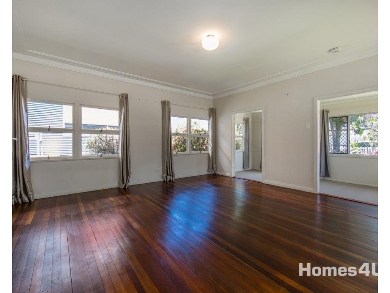 436 Scarborough Road, Scarborough QLD 4020