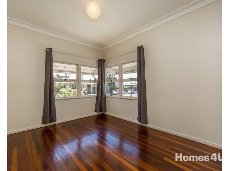 436 Scarborough Road, Scarborough QLD 4020