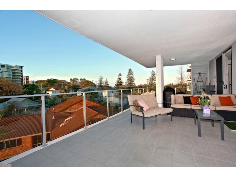 Unit 42/17 Marine Parade, Redcliffe QLD 4020