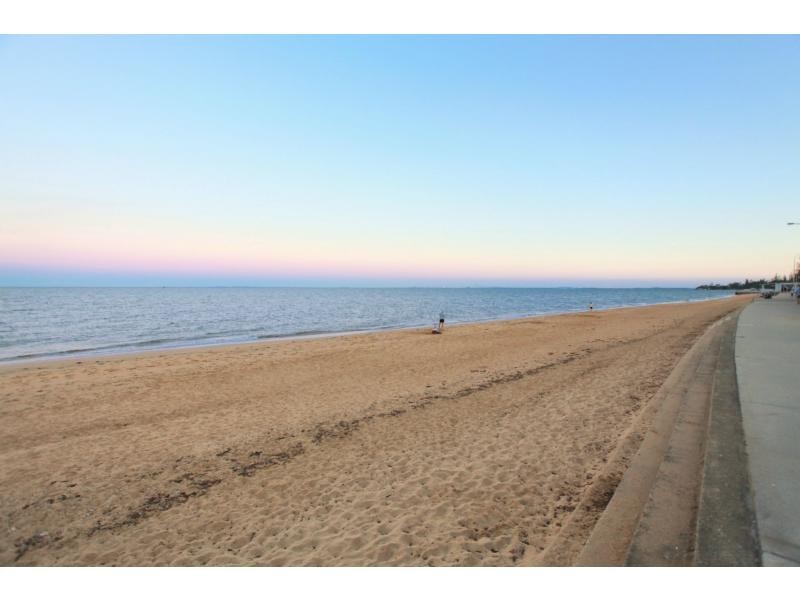 Unit 42/17 Marine Parade, Redcliffe QLD 4020