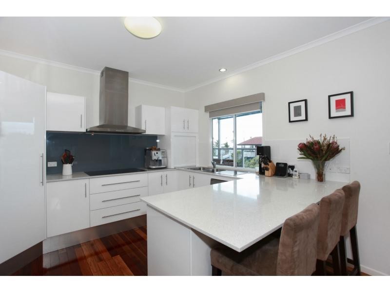 194 Prince Edward Parade, Scarborough QLD 4020