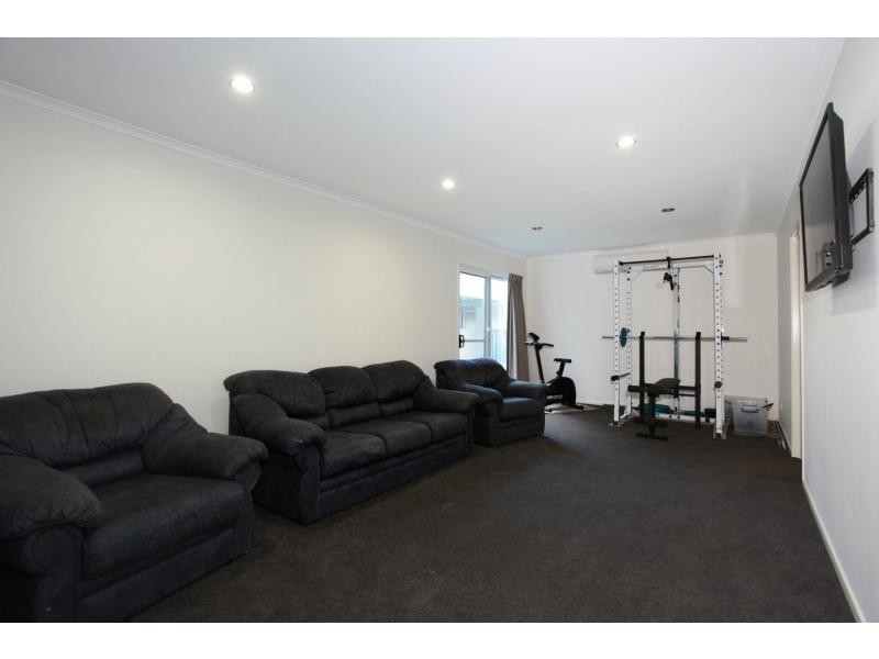 194 Prince Edward Parade, Scarborough QLD 4020