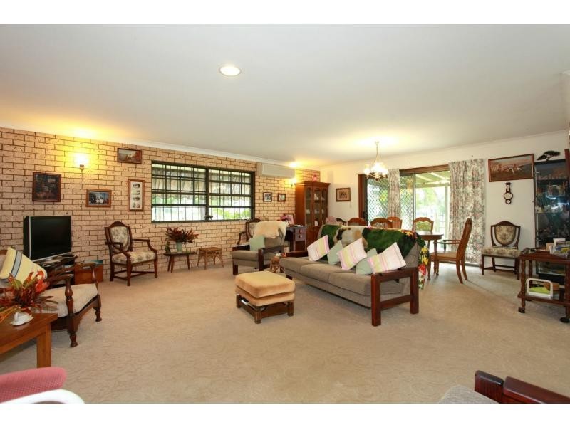 230 Coach Road East, Burpengary QLD 4505