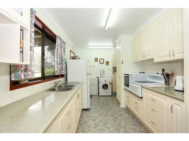 230 Coach Road East, Burpengary QLD 4505