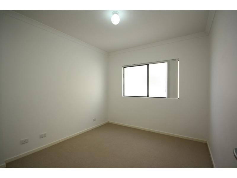 Unit 7/5 Rock Street, Scarborough QLD 4020