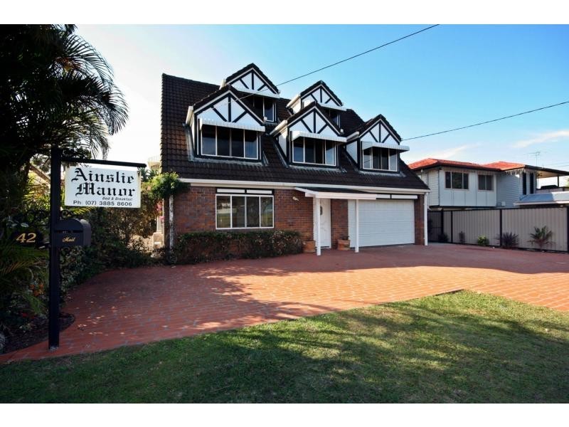 42 Steven Street, Redcliffe QLD 4020