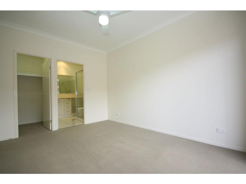 Unit 2, 15 Valerie Street, Clontarf QLD 4019