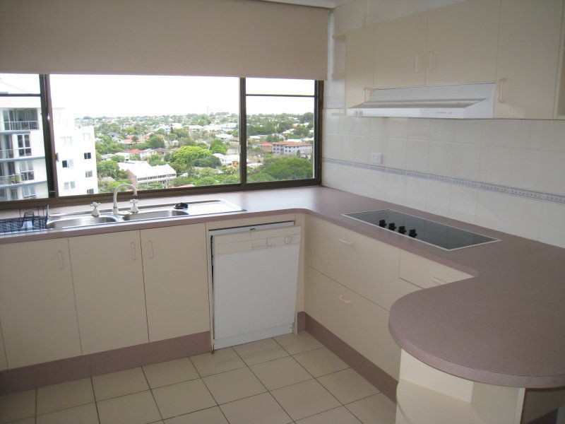 Unit 15/51 Marine Parade, Redcliffe QLD 4020