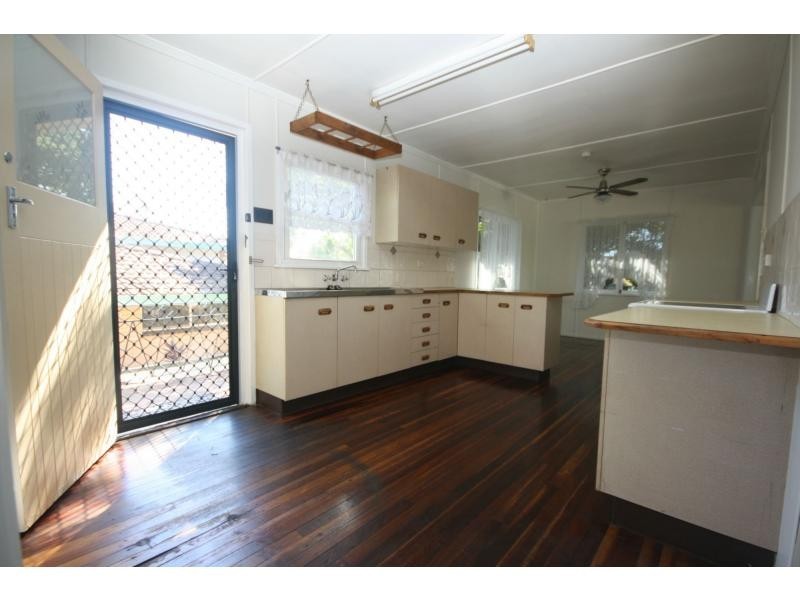 2 Grimley Street, Kippa-ring QLD 4021