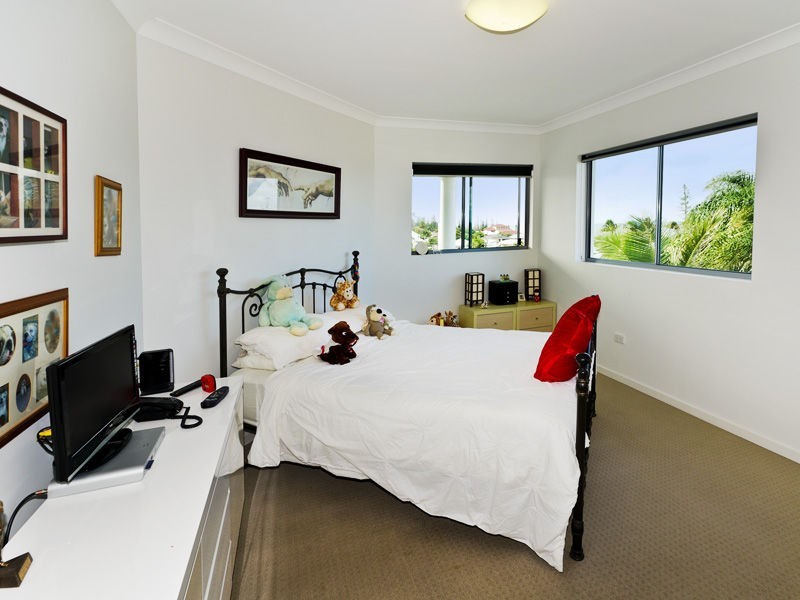 10/2 Beaconsfield Street, Margate QLD 4019