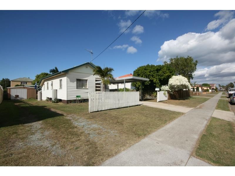 10 Laura Street, Clontarf QLD 4019