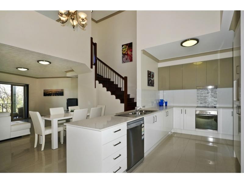 11/7 Annie Street, Woody Point QLD 4019