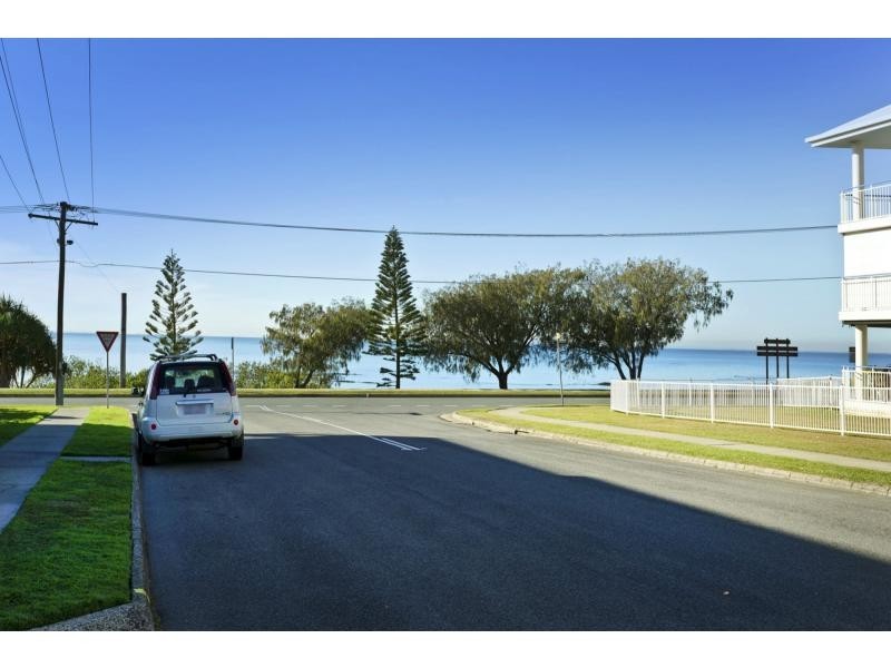 11/7 Annie Street, Woody Point QLD 4019