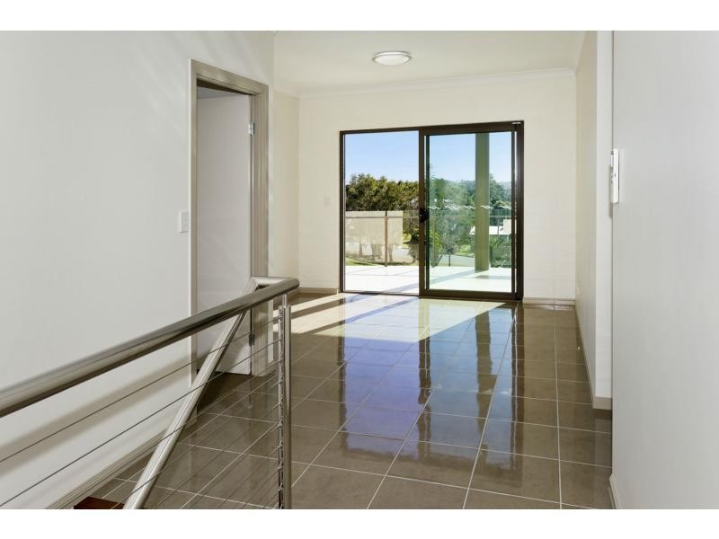 9/51 Whytecliffe Parade, Woody Point QLD 4019