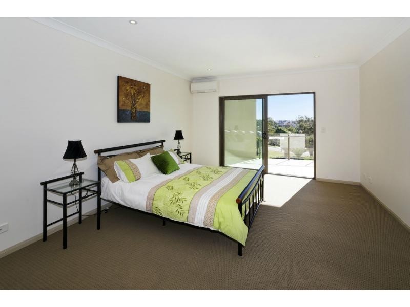 9/51 Whytecliffe Parade, Woody Point QLD 4019