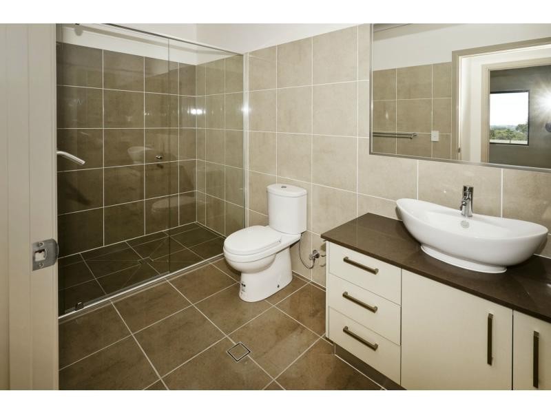 9/51 Whytecliffe Parade, Woody Point QLD 4019