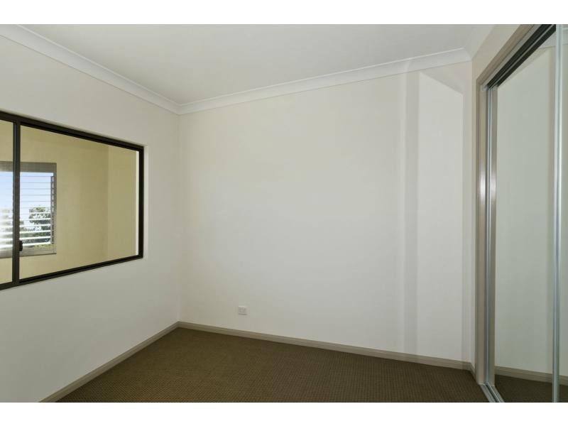 9/51 Whytecliffe Parade, Woody Point QLD 4019