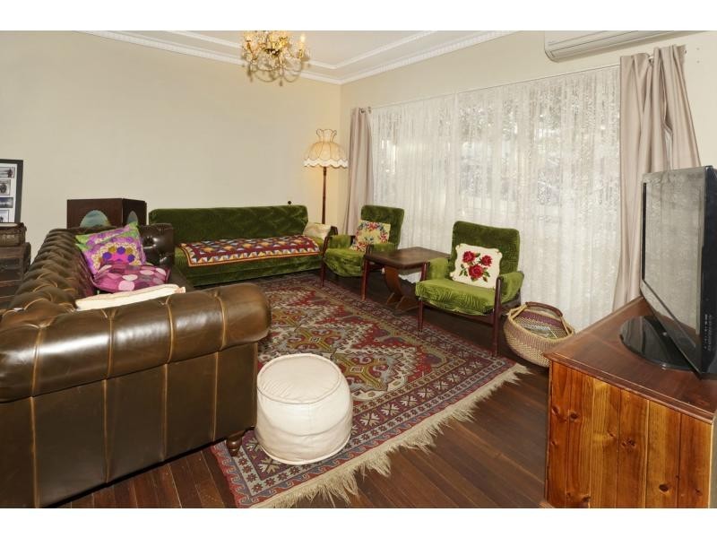 9 Josephine Street, Redcliffe QLD 4020