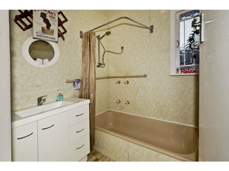 9 Josephine Street, Redcliffe QLD 4020