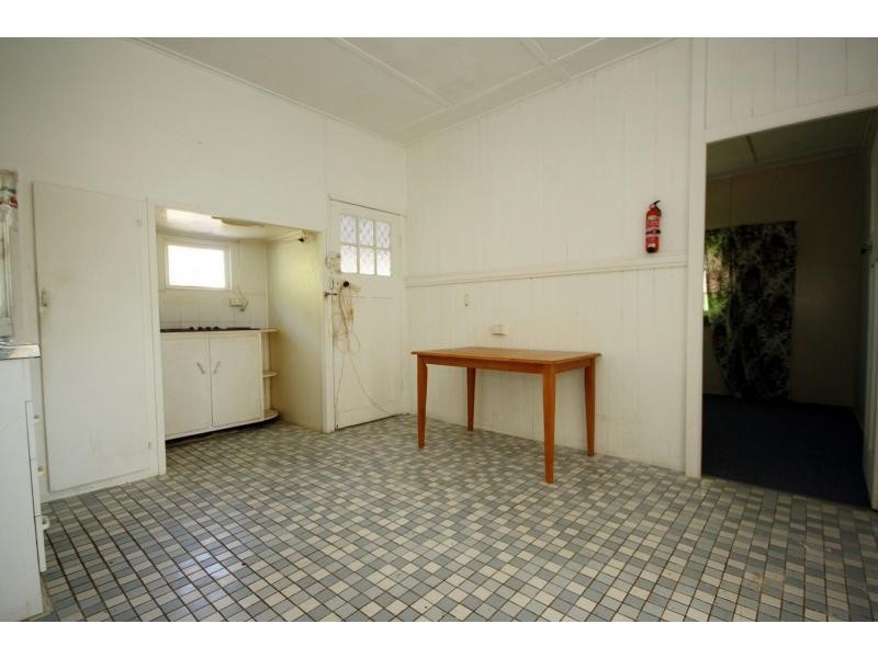 17 Roland Street, Clontarf QLD 4019