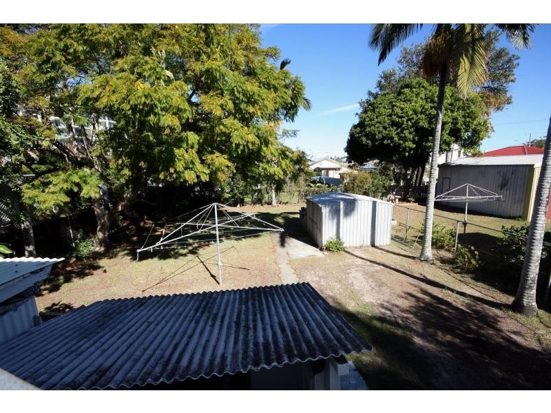 17 Roland Street, Clontarf QLD 4019