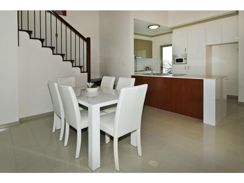 11/7 Annie Street, Woody Point QLD 4019
