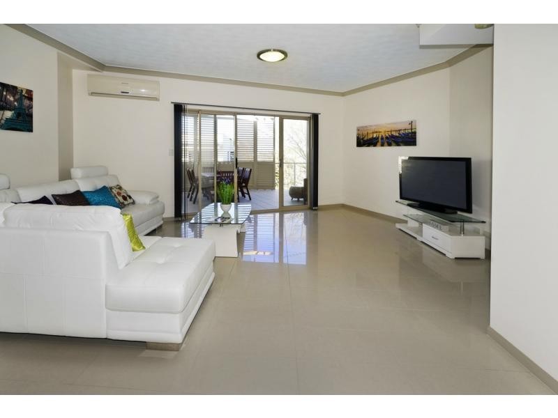 11/7 Annie Street, Woody Point QLD 4019