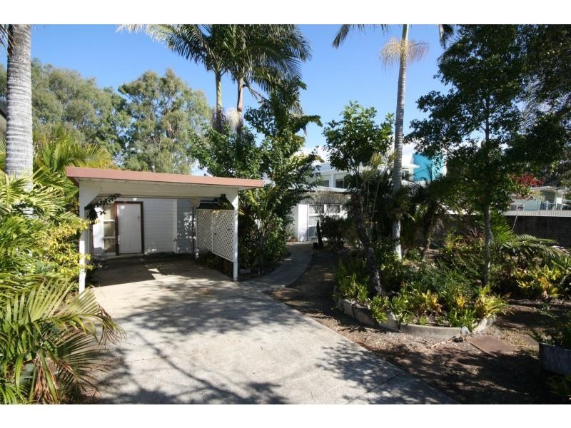 33 Bradley Road, Clontarf QLD 4019