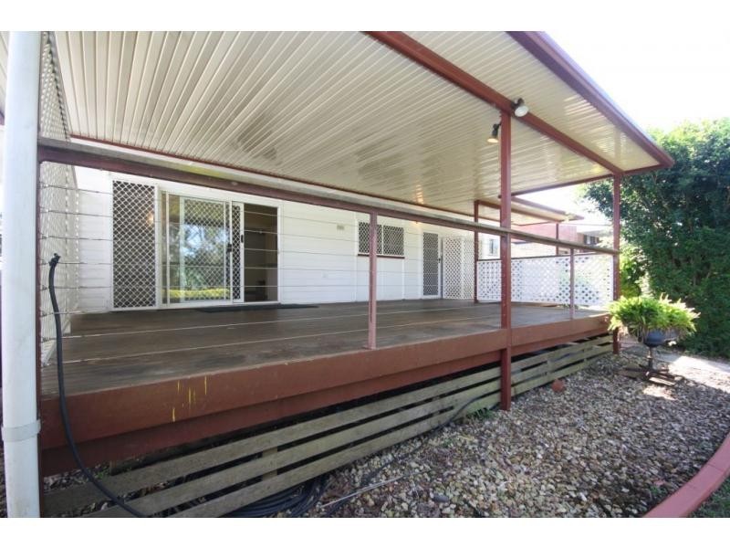 33 Bradley Road, Clontarf QLD 4019