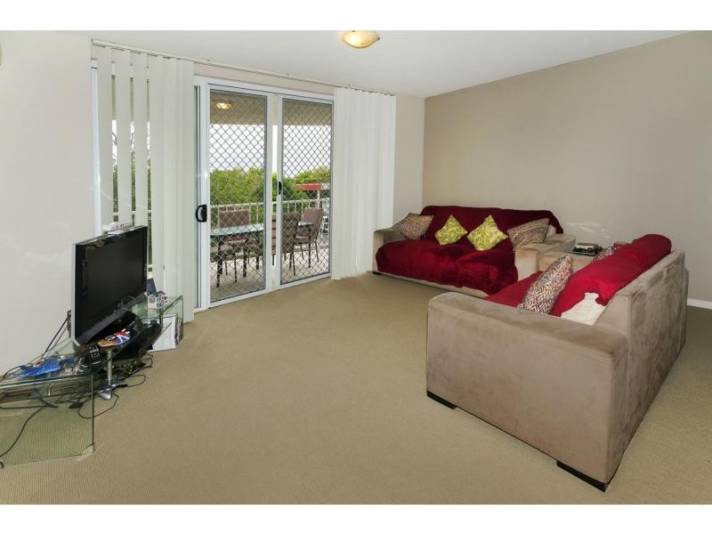 11/12 – 20 Duffield Road, Margate QLD 4019