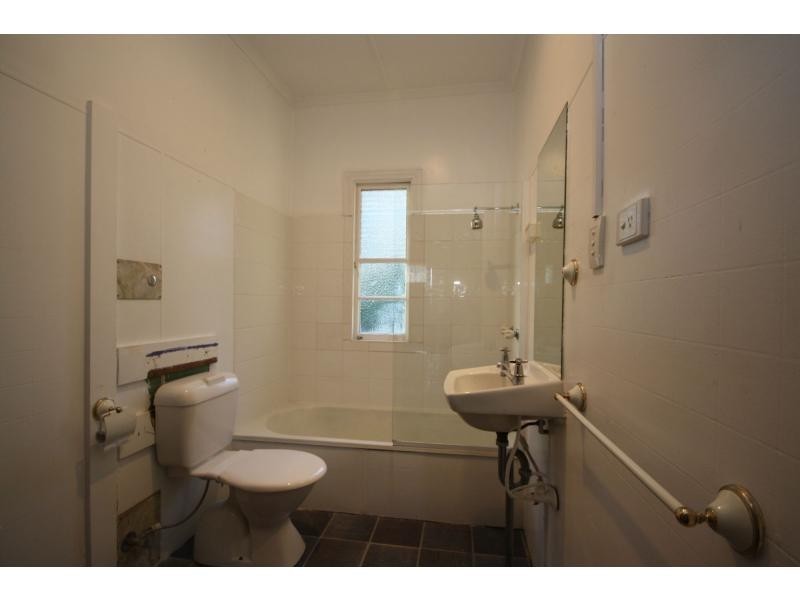 36 Langdon Avenue, Margate QLD 4019