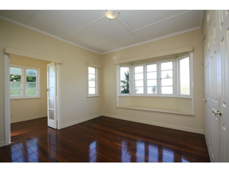 36 Langdon Avenue, Margate QLD 4019