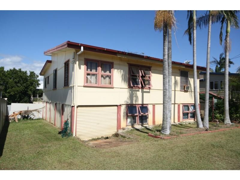 5 Baldwin Street, Redcliffe QLD 4020
