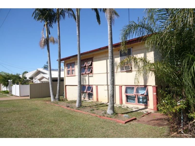 5 Baldwin Street, Redcliffe QLD 4020