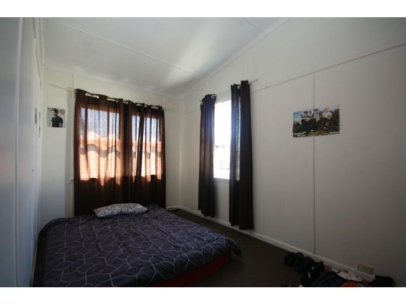 5 Baldwin Street, Redcliffe QLD 4020