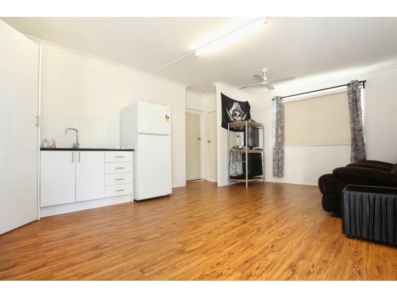 42 Tainton Street, Clontarf QLD 4019