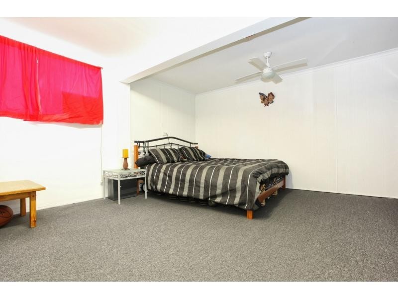 42 Tainton Street, Clontarf QLD 4019