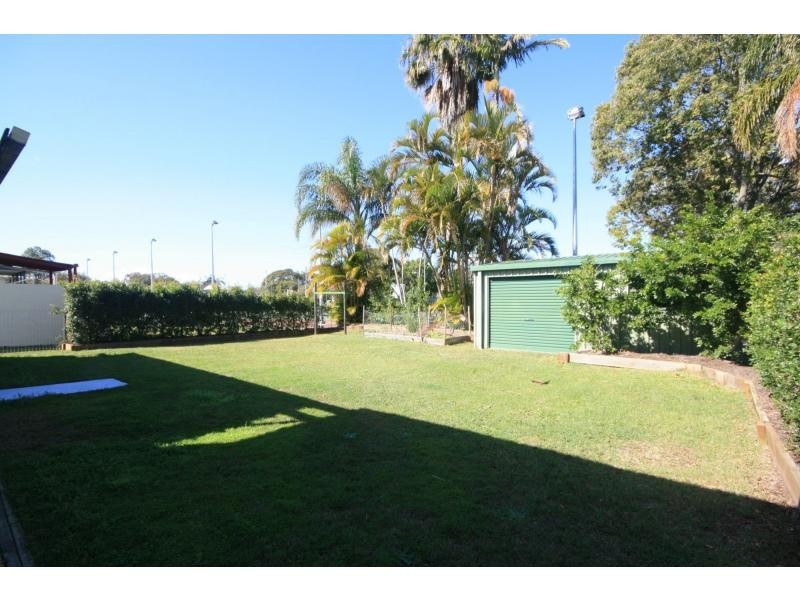 8 Tainton Street, Clontarf QLD 4019