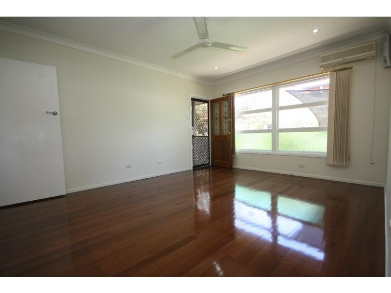 75 Grant Street, Redcliffe QLD 4020